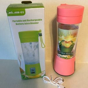 Portable rechargeable juicer